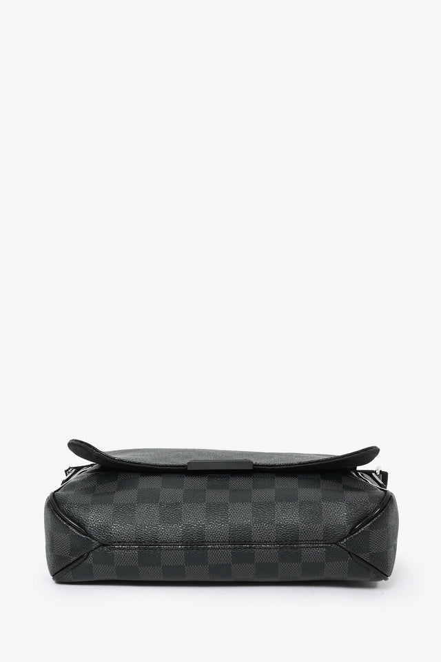Louis Vuitton 2014 Damier Graphite Messenger Bag