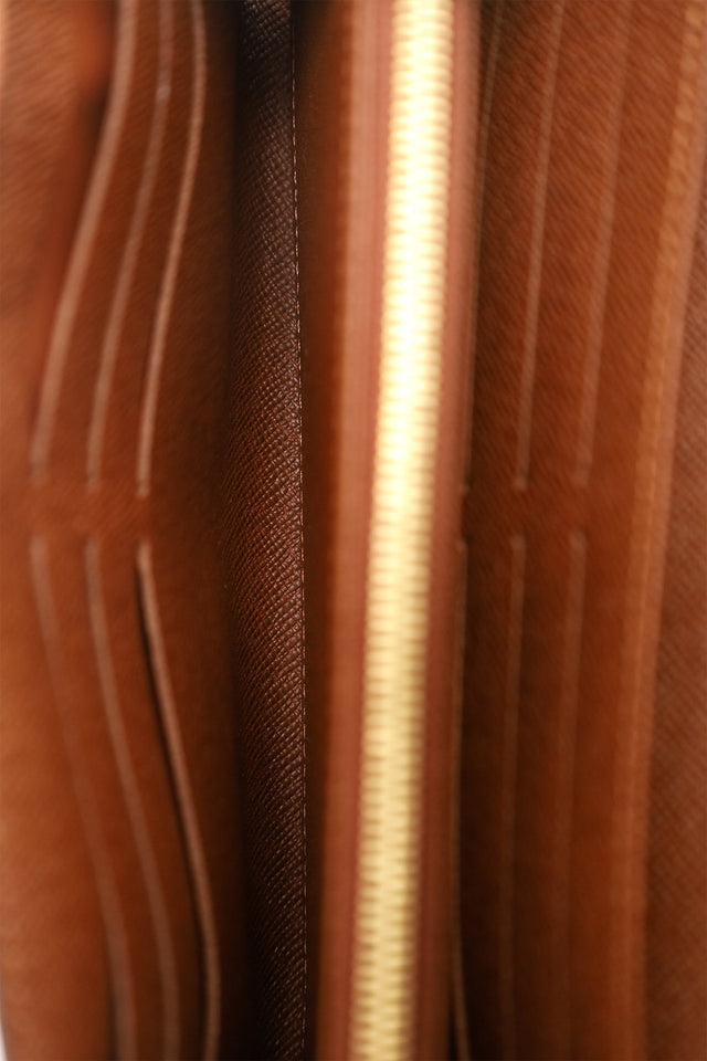 Louis Vuitton Monogram Sarah Wallet