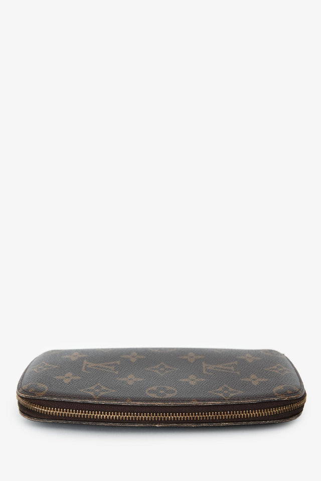 Louis Vuitton 2000 Monogram Zip Around Wallet