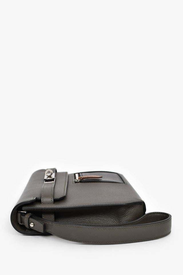 Hermes 2022 Vert De Gris/Black Leather Kelly Dépêches 25 Pouch
