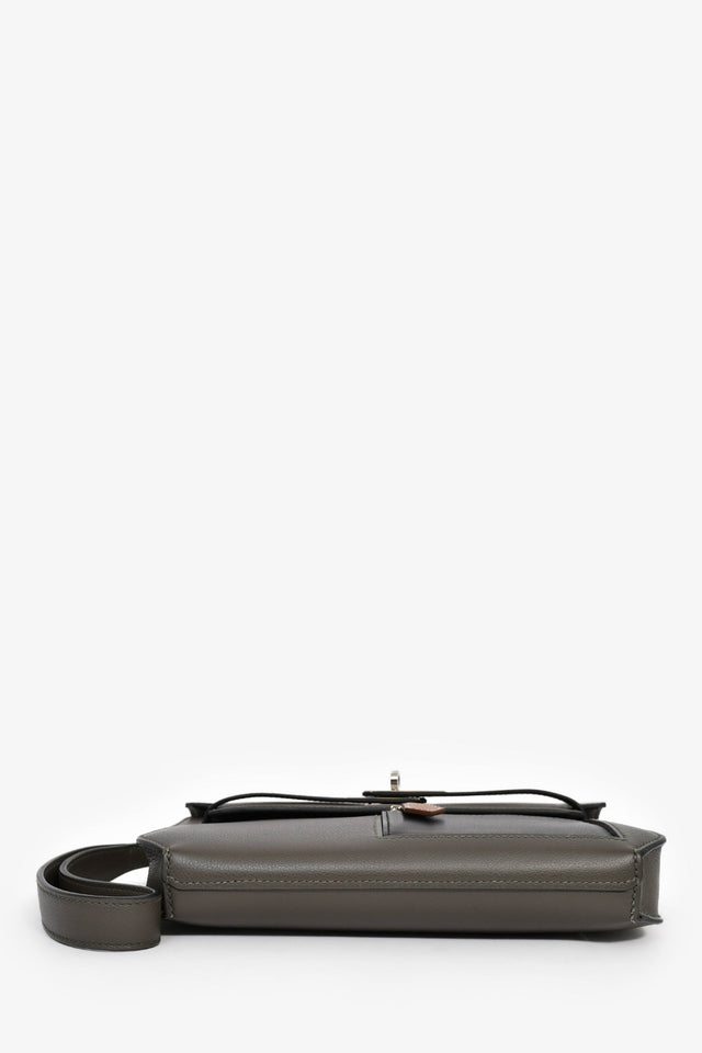Hermes 2022 Vert De Gris/Black Leather Kelly Dépêches 25 Pouch