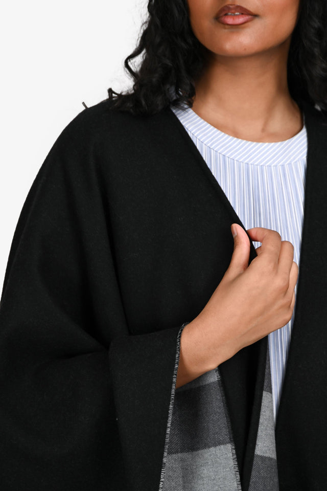 Burberry Black/Grey House Check Wool Shawl