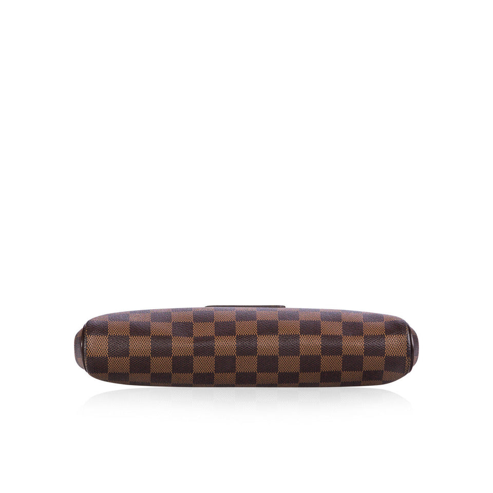 Louis Vuitton Eva Damier Clutch