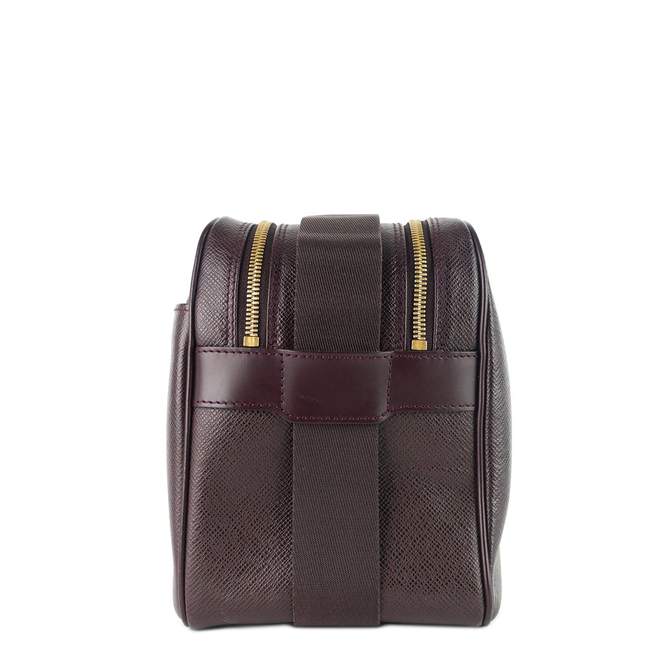 Louis Vuitton Reporter PM Taiga Leather Messenger Bag