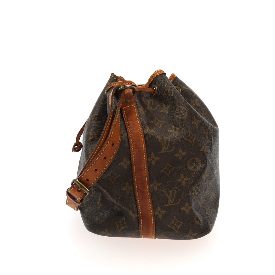 Louis Vuitton Noe Shoulder Bag in Brown Canvas