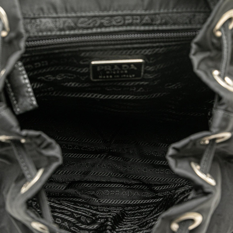 Prada Tessuto Drawstring Backpack (SHG-DlQHts)