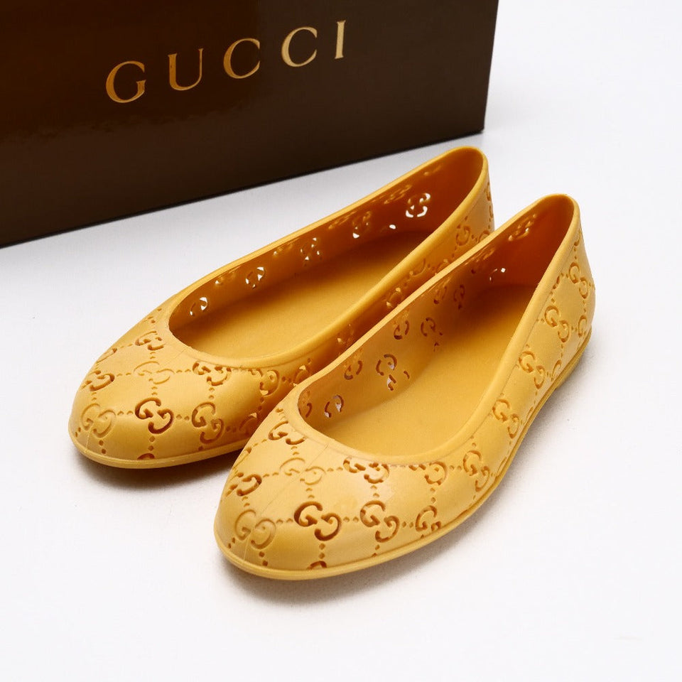 Gucci pumps rubber yellow Women 34