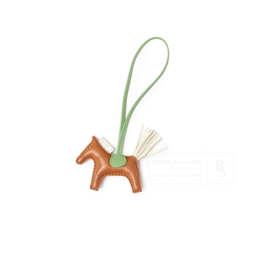 Hermes Rodeo PM Gold/Craie/Vert Criquet Milo Lambskin