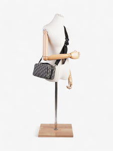 Christian Dior Lingot Duffle Black Oblique / Beige Canvas