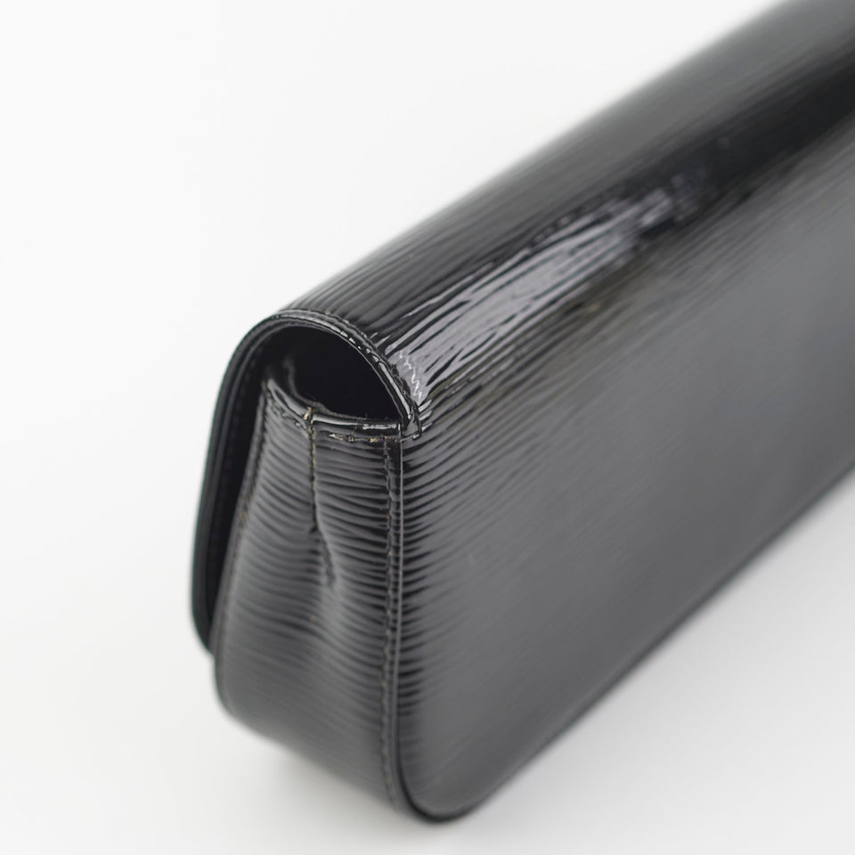Louis Vuitton Sobe Clutch Black