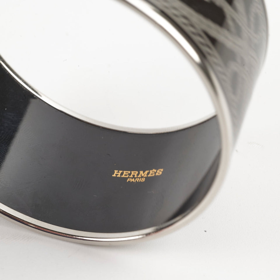 Hermes Enamel Printed Grant Apparat Extra Wide Bracelet Black
