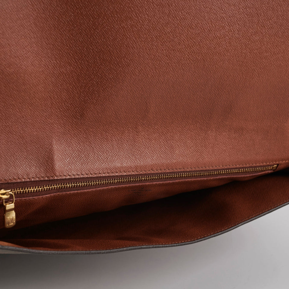Louis Vuitton Document Clutch Monogram