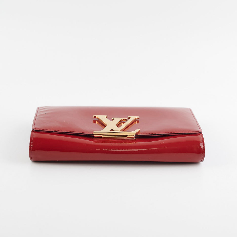 Louis Vuitton Louise MM Red Vernis Clutch