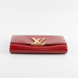 Louis Vuitton Louise MM Red Vernis Clutch