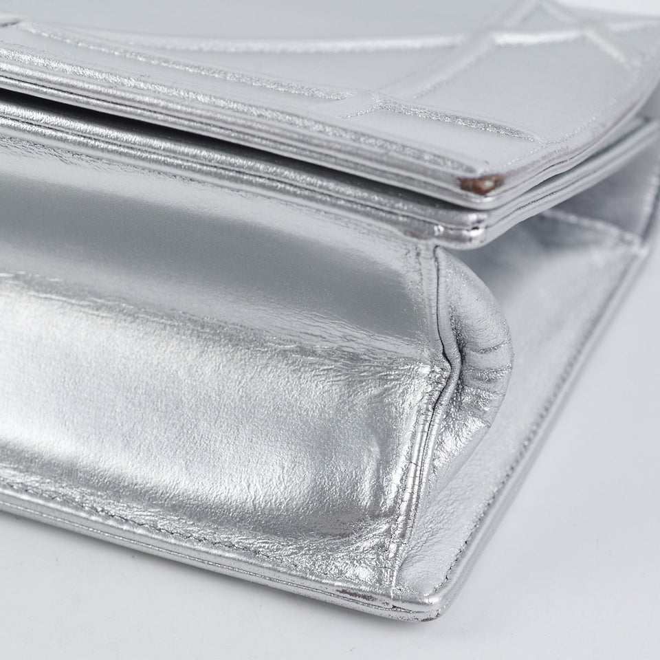 Dior Diorama Medium Metallic Silver