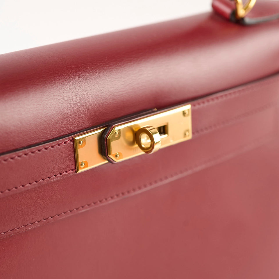 Hermes Kelly 28 Rouge   Box Calf - Stamp E Square 2001