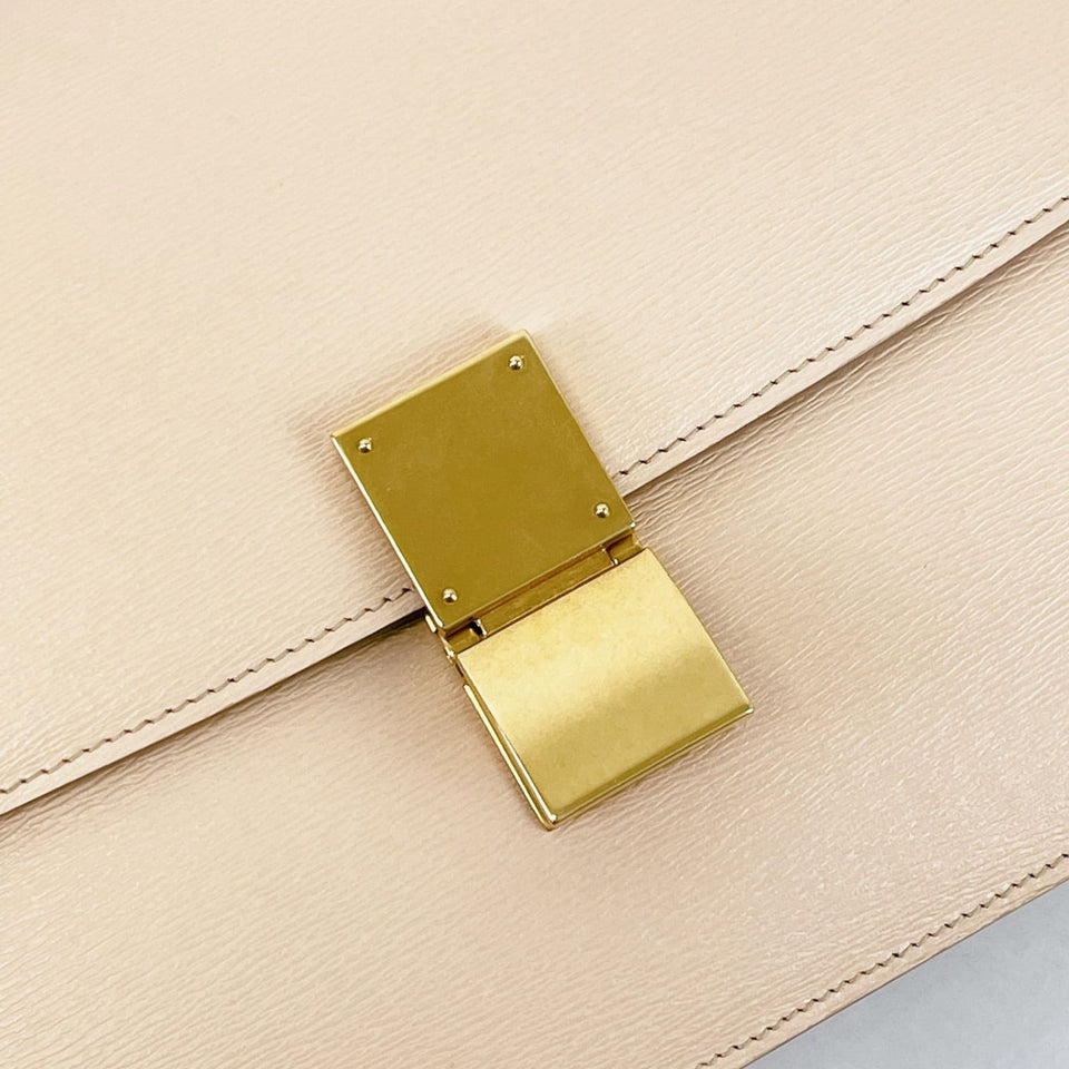Medium Classic Box Calfskin Liégé Beige GHW