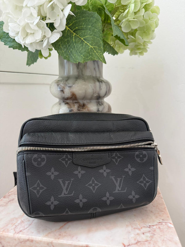 Louis Vuitton Outdoor Leather Bag Black