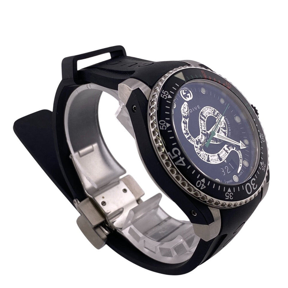 Gucci Watches Quartz Stainless steel, rubber black Snake Black Dial 3 hands, date, working condition DIVE 136.3 black dial mens
