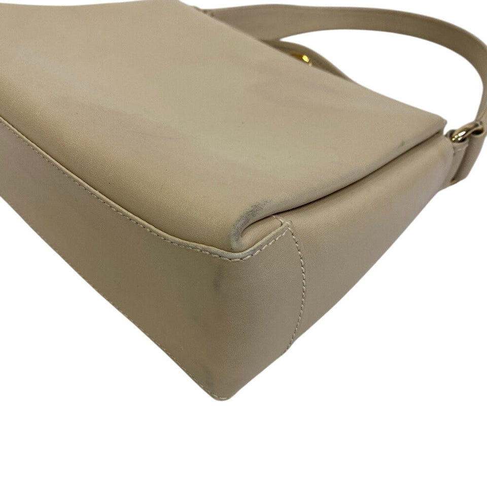Gucci Handbag leather Ivory Shoulder Bag turn lock Old Gucci Women