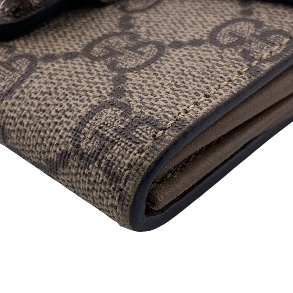 Gucci Bifold Wallet GG Supreme Canvas beige Chain wallet GG Supreme Women