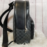 Backpack Designer By Louis Vuitton Size: Large