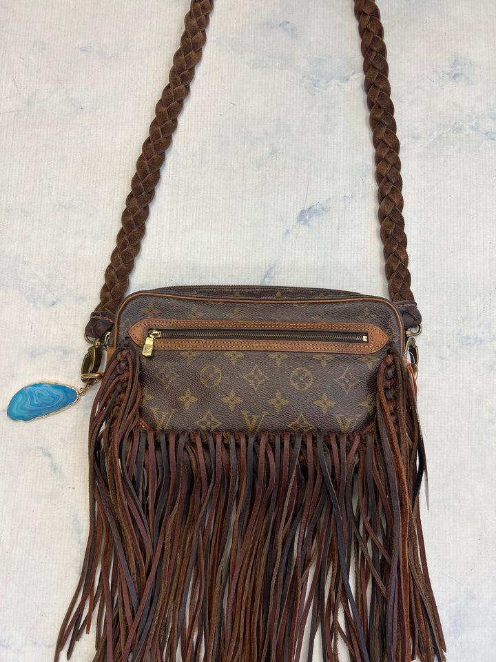 Handbag Luxury Designer By Louis Vuitton Size: Small