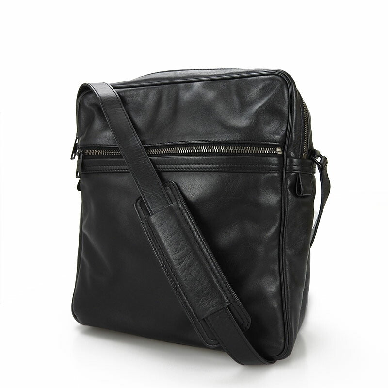 Louis Vuitton Clarkson Monogram Diffir Crossbody Bag Black Leather