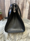Handbag Luxury Designer By Louis Vuitton Size: Medium