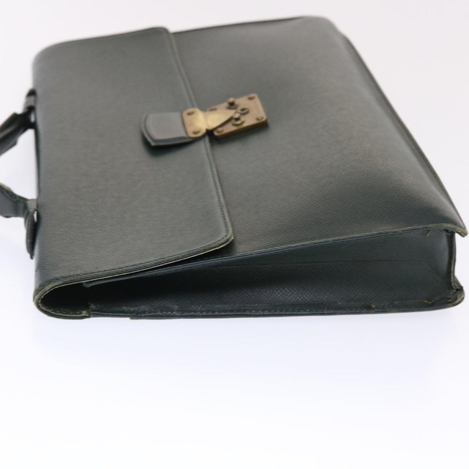 Louis Vuitton Taiga Serviette Moskova Business Bag Epicea LV Auth bs6996