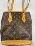 Handbag Luxury Designer By Louis Vuitton Size: Small
