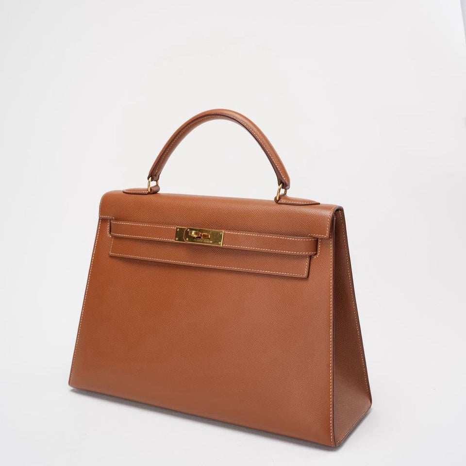 Hermes Vintage Kelly Sellier 32 Gold Leather V Cricle 1992