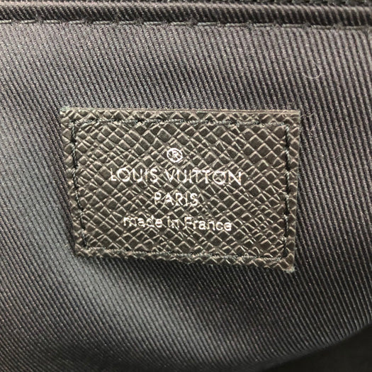 Louis Vuitton Anton Briefcase Taiga Noir Business Bag Shoulder