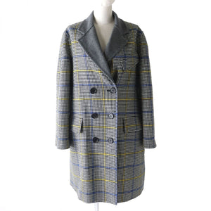 Burberry coat Outer: 95% wool, Outer: 4% cashmere, Outer: 1% other, Lining: 100% viscose (rayon) Gray x multicolor Women 34