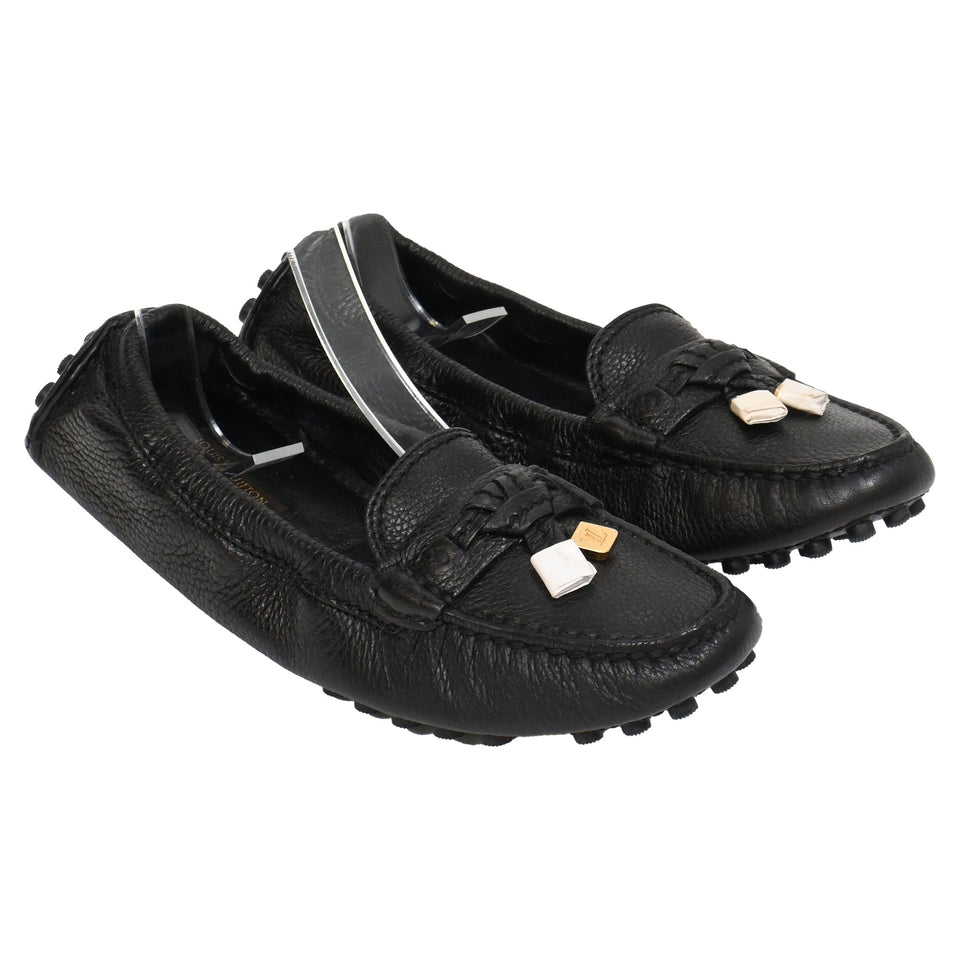 Louis Vuitton Lemon Loafers in Black Leather