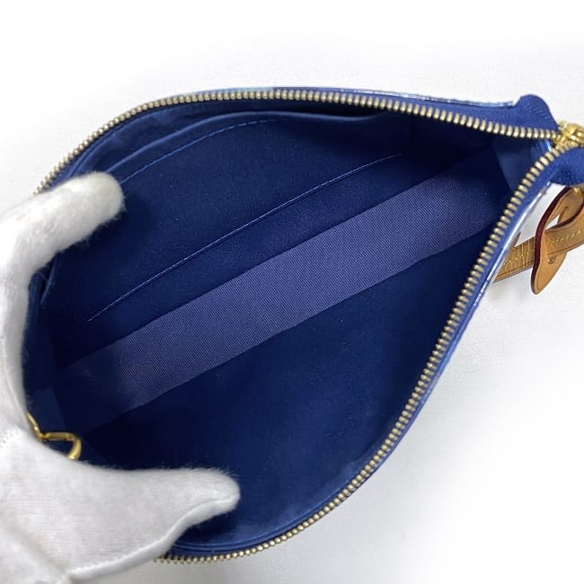 Louis Vuitton Pochette Acessory Vernis Ikat Flower Clutch