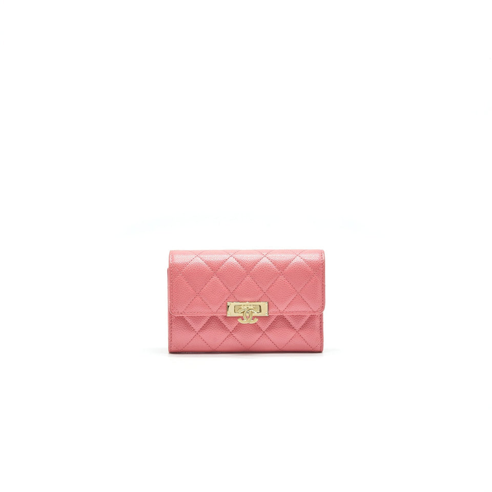Chanel CAVIAR MEDIUM FLAP WALLET ROSE PINK WITH GOLD CC LOGO