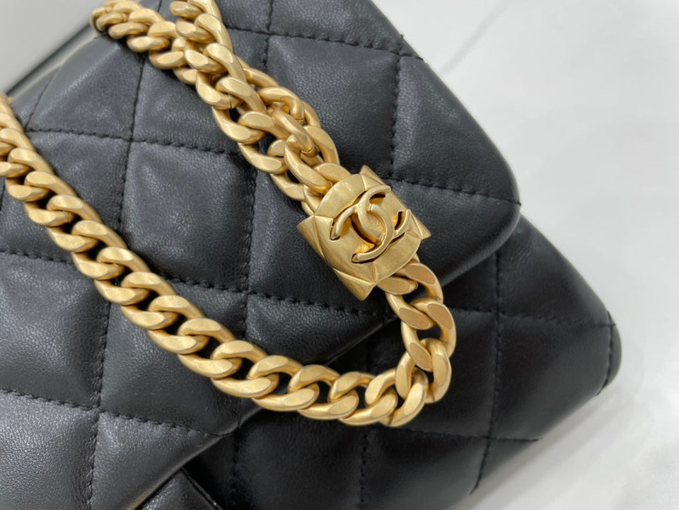 Chanel Black Quilted Luxury Bag – Bags Junction