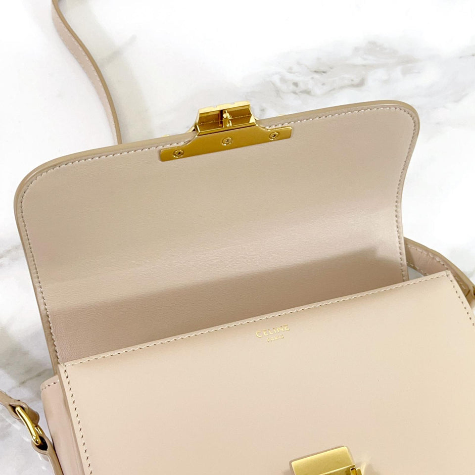 Triumph Bag Medium Smooth Beige GHW