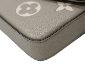Louis Vuitton Pochette Felicie Monogram Empreinte Leather Handbag