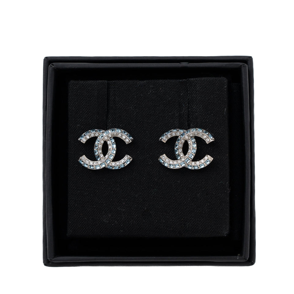 Chanel CC Logo Crystal Earring Sliver Tone