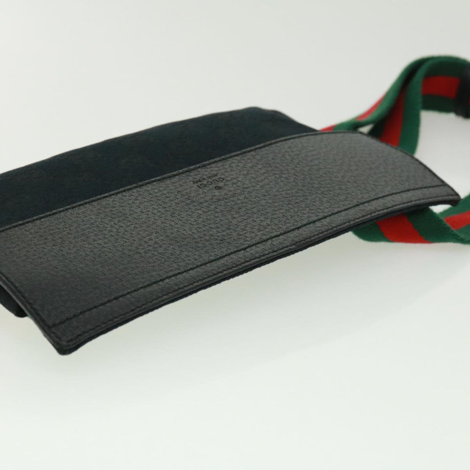 Gucci GG Canvas Shoulder Bag Black ki2481