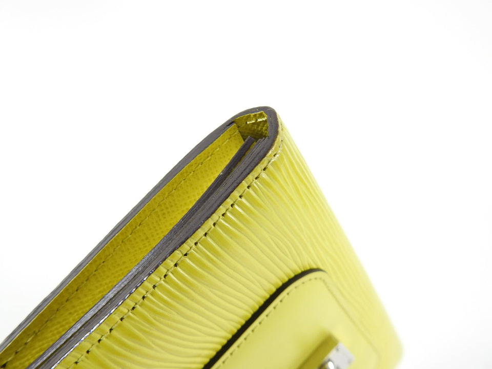 Louis Vuitton Epi Monogram Marie Rose Wallet in Pistache