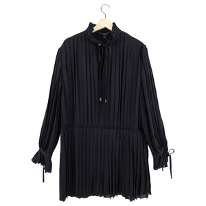 Louis Vuitton Black Silk Pleat Short Shift Dress - FR40 / USA 8