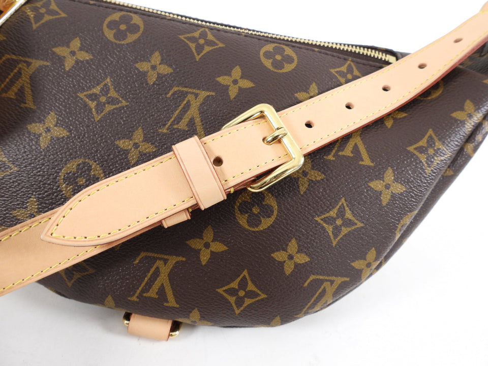 Louis Vuitton Monogram Canvas MM Bum Bag - Waist Bag