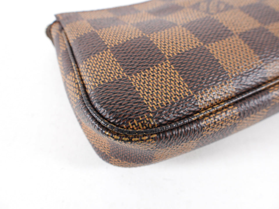 Louis Vuitton Damier Ebene Mini Pochette Accessoires Bag