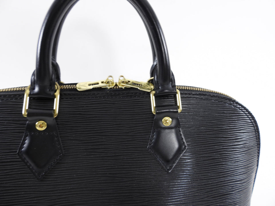 Louis Vuitton Vintage 2002 Black Epi Leather Alma PM Bag