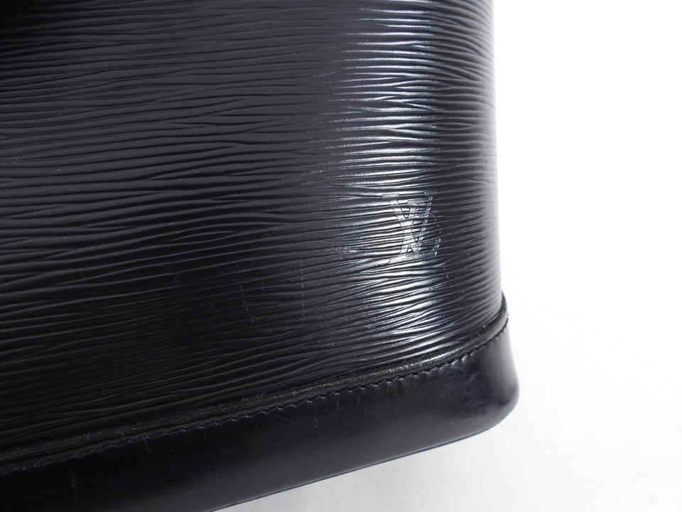 Louis Vuitton Black Epi Alma PM Domed Bag