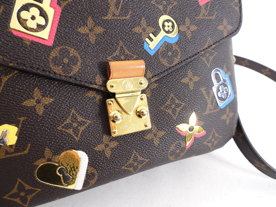 Louis Vuitton Limited Edition Pochette Metis Love Lock
