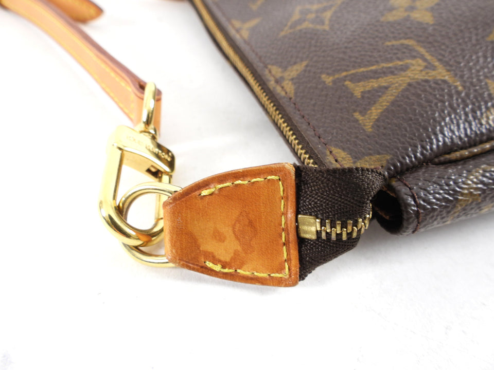 Louis Vuitton Monogram Canvas Pochette Accessoires Shoulder Strap